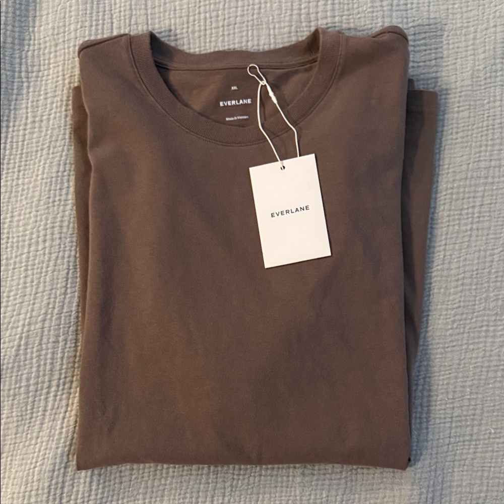 Everlane Organic NWT Classic Cotton Men's Short Sleeve Tee - Taupe